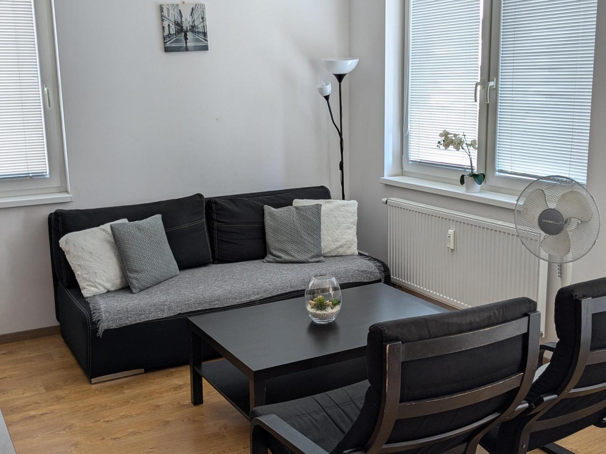 Apartman Bratislava City & Parking Экстерьер фото